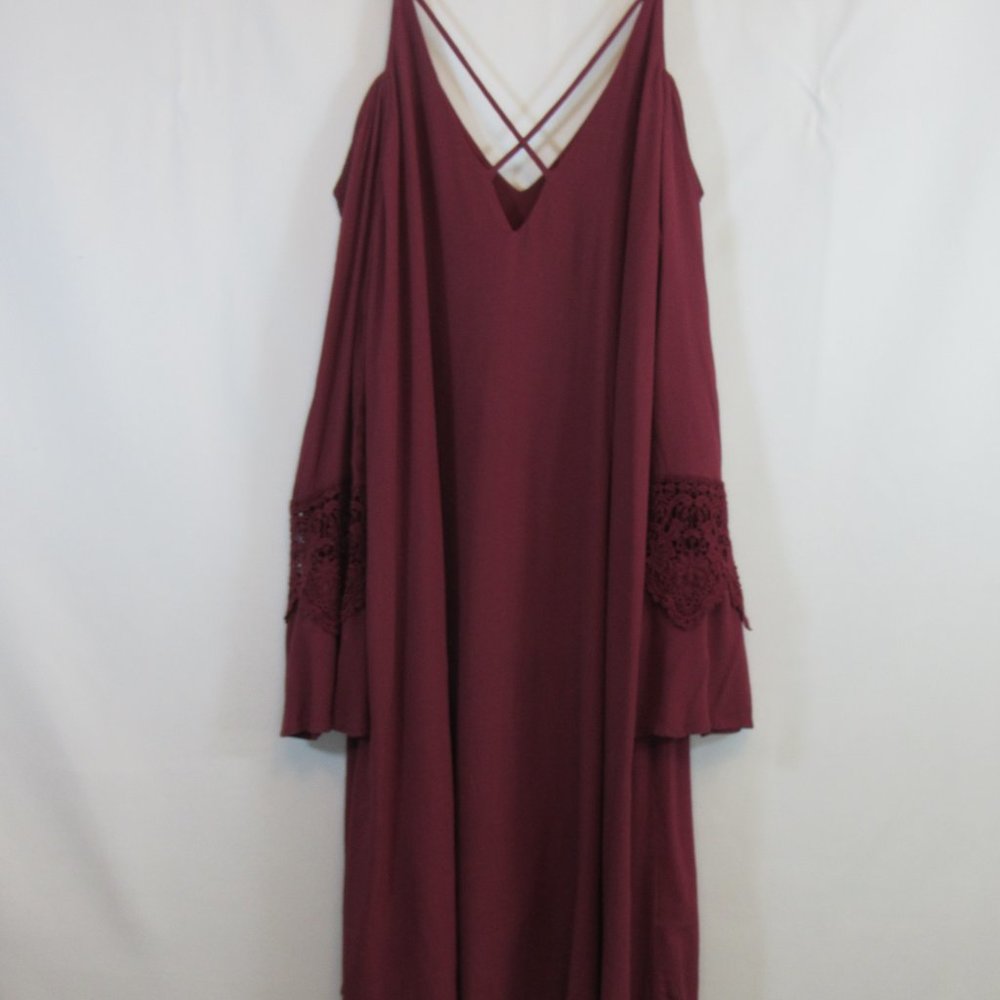 astr the label Burgundy Cold Shoulder Bell Sleeves Dress - Picture 10 of 10